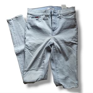 5 for $25 🔥 Tommy Hilfiger slit knee skinny jeans Size 0